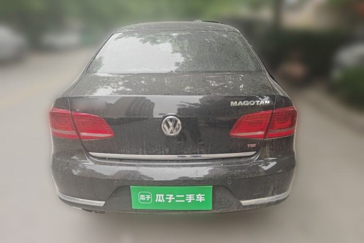 Used Volkswagen Magotan 2015 2.0 TSI Luxury Model Rear