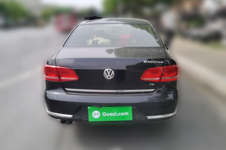 Used Volkswagen Magotan 2015 1.8TSI Luxury Model Rear