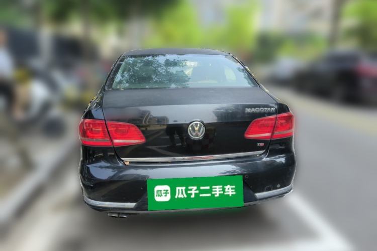 Used Volkswagen Magotan 2015 1.8TSI Advanced Model Rear