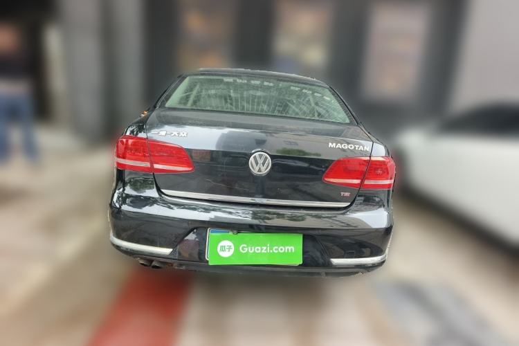Used Volkswagen Magotan 2015 1.8TSI Advanced Model Rear