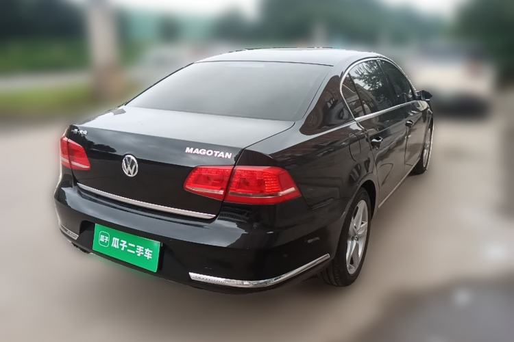 Used Volkswagen Magotan 2015 Revised 1.8TSI Prestige Version Rear Right 45 Deg