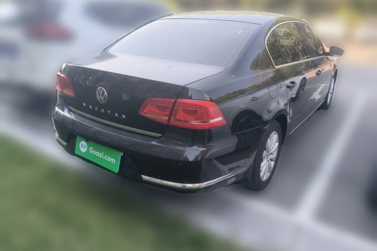 Used Volkswagen Magotan 2015 1.8TSI Advanced Model Rear Right 45 Deg