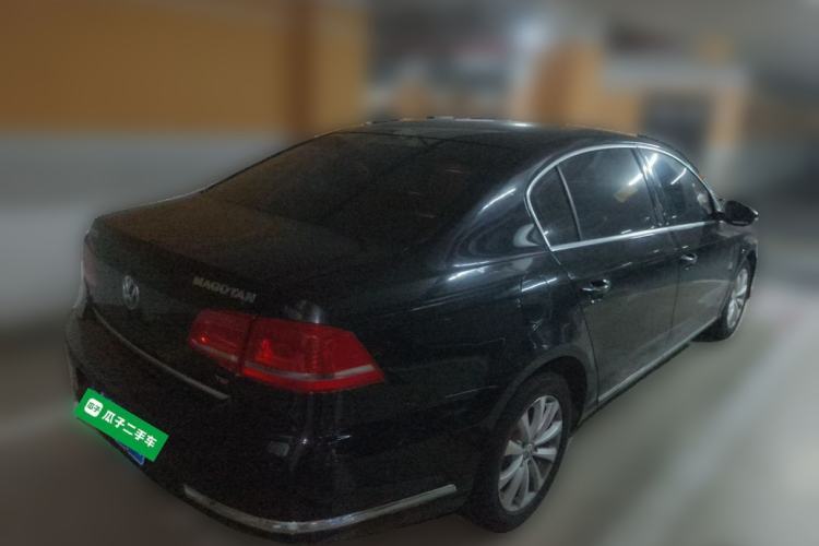 Used Volkswagen Magotan 2015 1.8TSI Advanced Model Rear Right 45 Deg