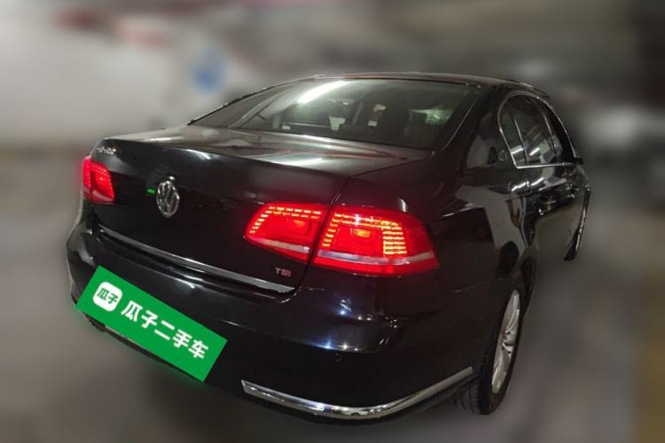 Used Volkswagen Magotan 2015 1.8TSI Luxury Model Rear Right 45 Deg