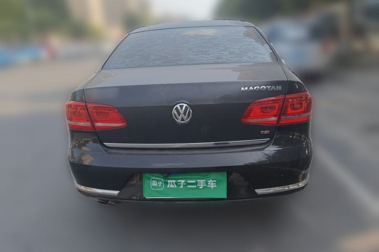 Used Volkswagen Magotan 2015 Facelift 1.8TSI Luxury Model Rear