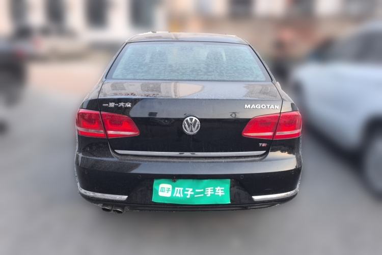 Used Volkswagen Magotan 2015 Facelift 1.8TSI Luxury Model Rear