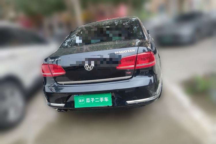 Used Volkswagen Magotan 2015 2.0 TSI Prestige Model Rear