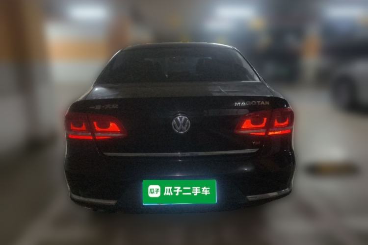 Used Volkswagen Magotan 2015 1.8TSI Advanced Model Rear