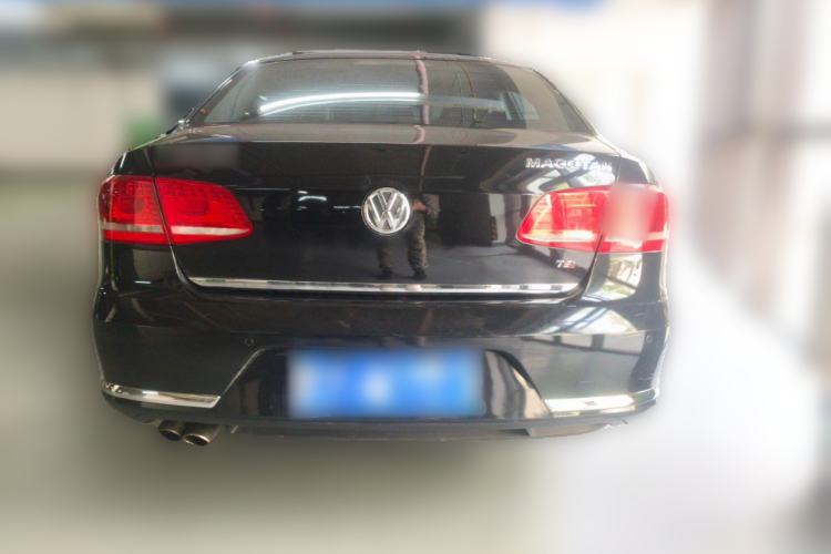 Used Volkswagen Magotan 2015 1.8TSI Luxury Model Rear