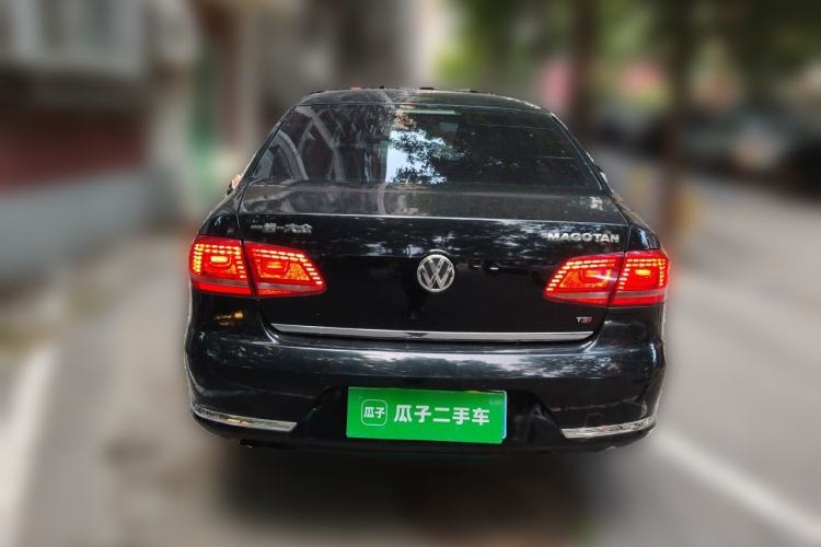 Used Volkswagen Magotan 2015 1.8TSI Prestige Model Rear