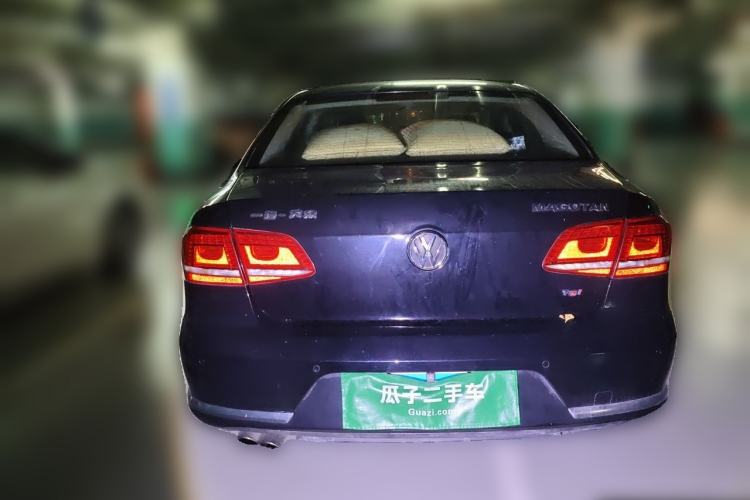 Used Volkswagen Magotan 2015 Facelift 1.8TSI Luxury Model Rear