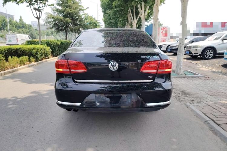 Used Volkswagen Magotan 2015 Facelift 1.8TSI Luxury Model Rear