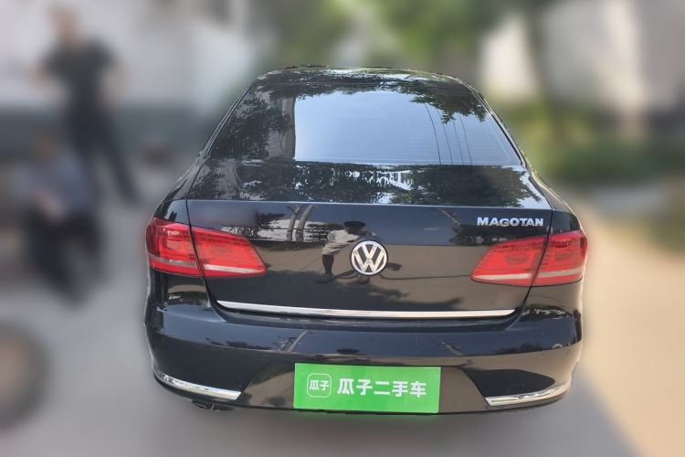 Used Volkswagen Magotan 2015 Revised Version 2.0 TSI Prestige Edition Rear