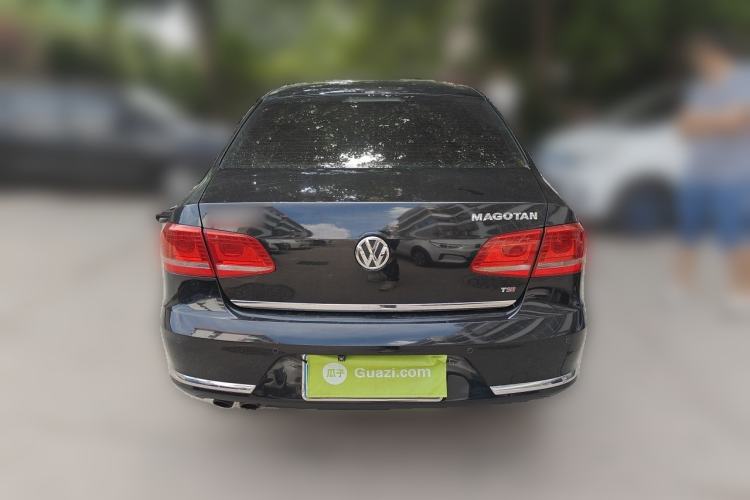 Used Volkswagen Magotan 2015 1.8TSI Luxury Model Rear