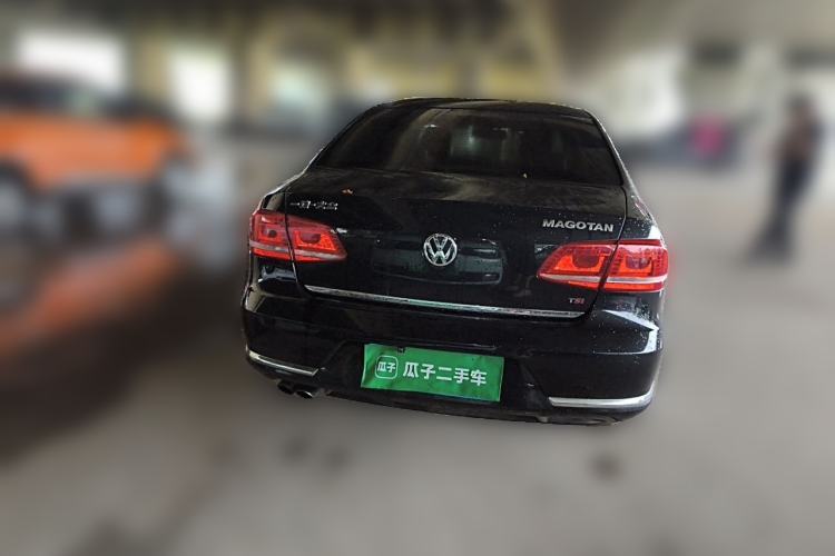 Used Volkswagen Magotan 2015 1.8TSI Advanced Model Rear
