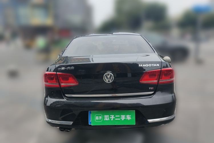 Used Volkswagen Magotan 2015 1.8TSI Prestige Model Rear