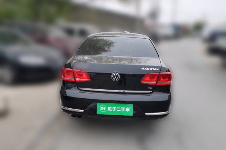 Used Volkswagen Magotan 2015 Revised Version 2.0 TSI Luxury Edition Rear