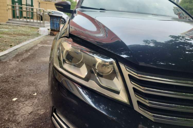 Used Volkswagen Magotan 2015 1.8TSI Luxury Model Right Front Headlight