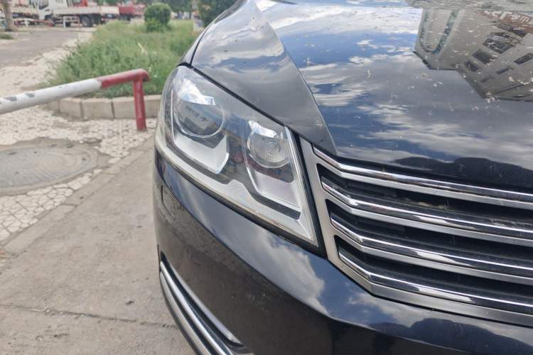 Used Volkswagen Magotan 2015 1.8TSI Luxury Model Right Front Headlight
