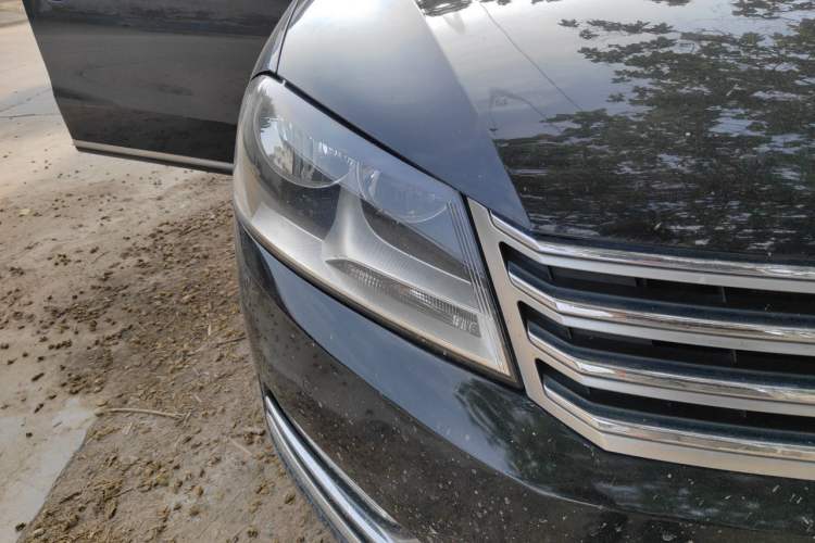 Used Volkswagen Magotan 2015 1.8TSI Advanced Model Right Front Headlight