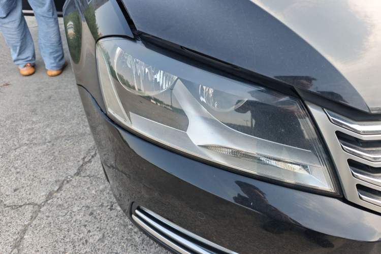 Used Volkswagen Magotan 2015 1.8TSI Advanced Model Right Front Headlight