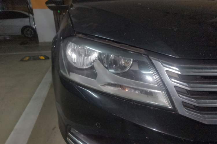 Used Volkswagen Magotan 2015 1.8TSI Advanced Model Right Front Headlight