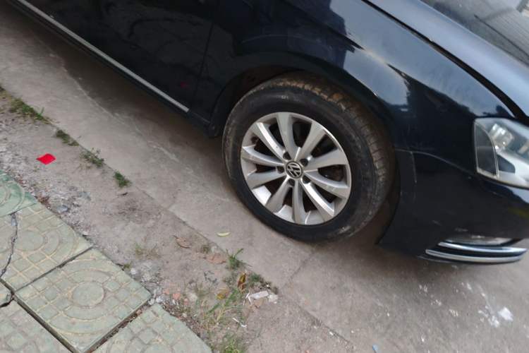 Used Volkswagen Magotan 2015 1.8TSI Advanced Model Right Front Wheel Hub