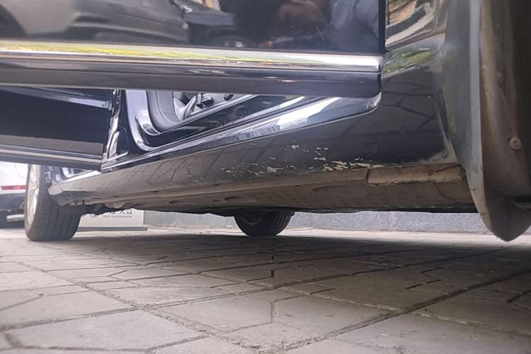 Used Volkswagen Magotan 2015 1.8TSI Advanced Model Right Side Sill