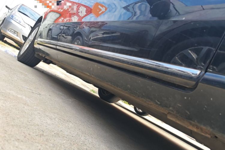 Used Volkswagen Magotan 2015 1.8TSI Luxury Model Right Side Sill