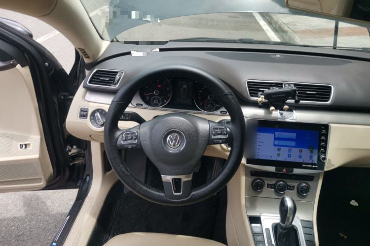 Used Volkswagen Magotan 2015 1.8TSI Advanced Model Steering Wheel