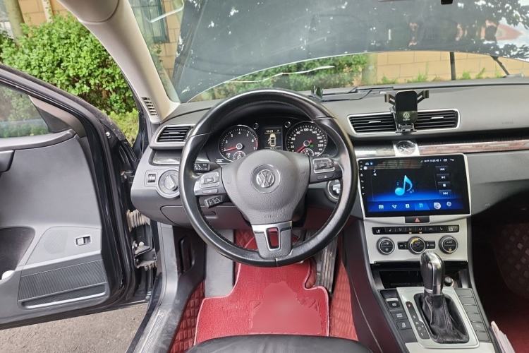 Used Volkswagen Magotan 2015 1.8TSI Luxury Model Steering Wheel