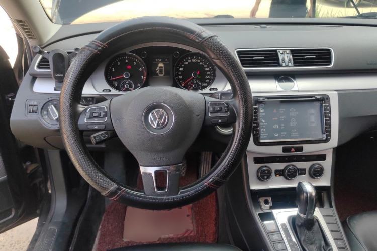Used Volkswagen Magotan 2015 1.8TSI Advanced Model Steering Wheel