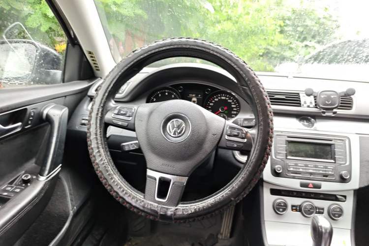 Used Volkswagen Magotan 2015 1.8TSI Advanced Model Steering Wheel