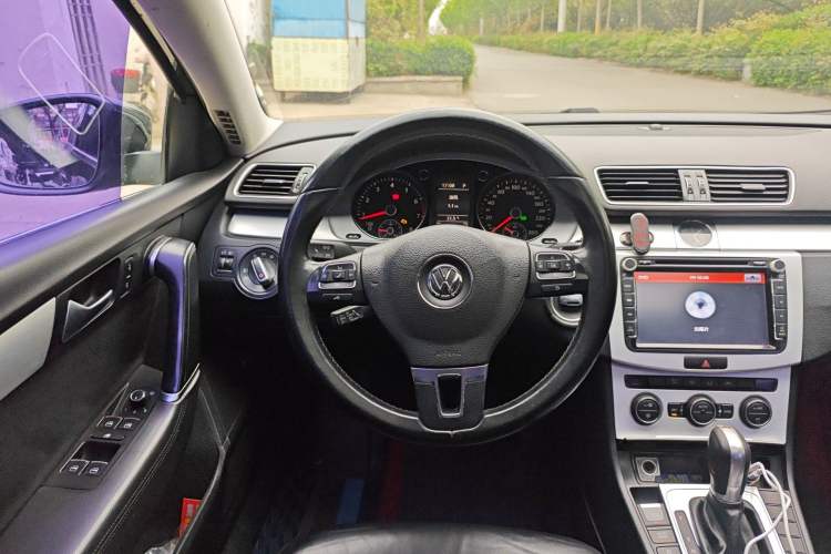 Used Volkswagen Magotan 2015 1.8TSI Advanced Model Steering Wheel