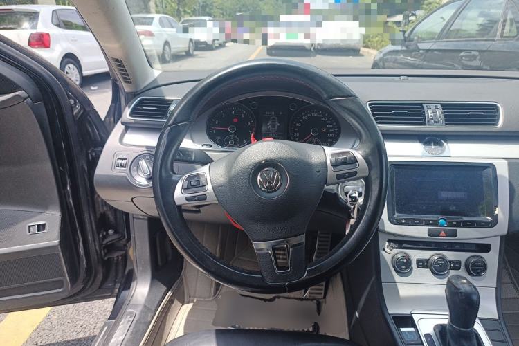 Used Volkswagen Magotan 2015 1.8TSI Advanced Model Steering Wheel