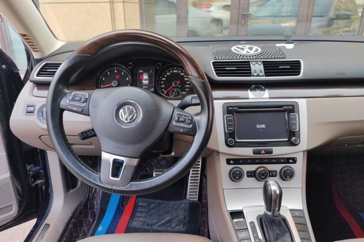 Used Volkswagen Magotan 2015 1.8TSI Prestige Model Steering Wheel