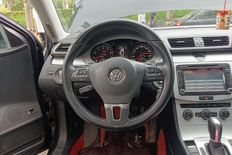 Used Volkswagen Magotan 2015 1.8TSI Advanced Model Steering Wheel