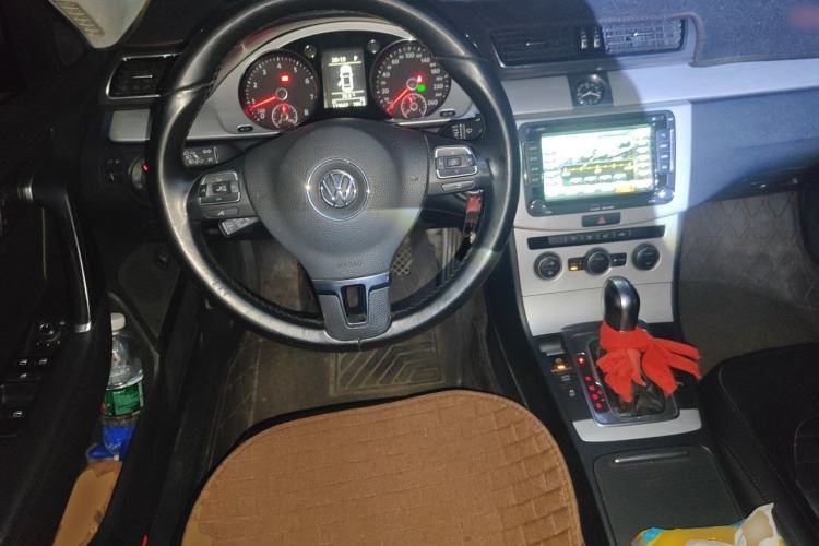 Used Volkswagen Magotan 2015 1.8TSI Advanced Model Steering Wheel