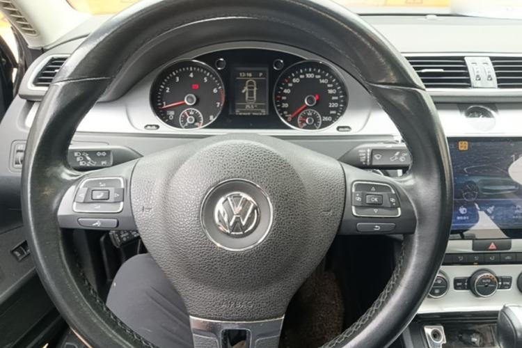 Used Volkswagen Magotan 2015 1.8TSI Advanced Model Steering Wheel