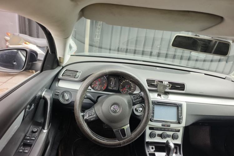 Used Volkswagen Magotan 2015 1.8TSI Advanced Model Steering Wheel