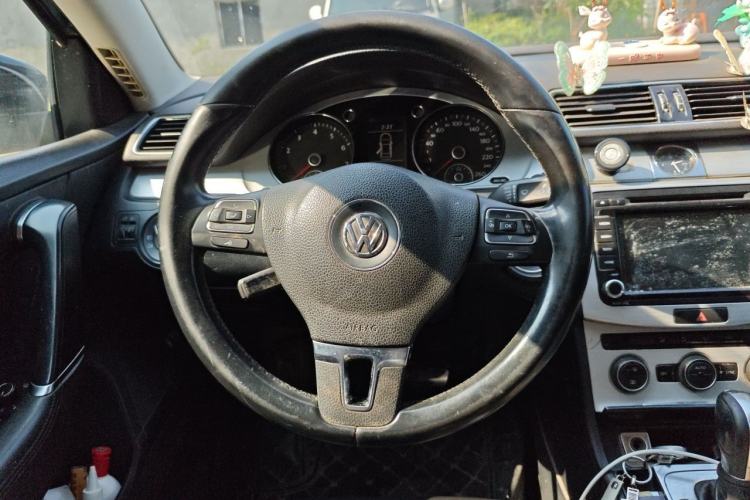 Used Volkswagen Magotan 2015 1.8TSI Advanced Model Steering Wheel