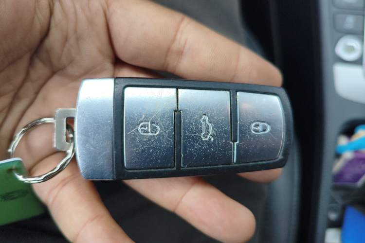 Used Volkswagen Magotan 2015 Revised 1.8TSI Prestige Version Vehicle Key