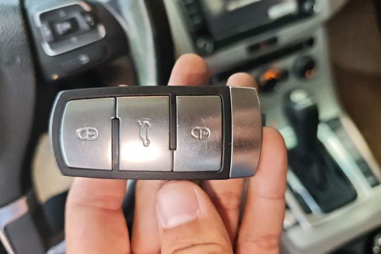 Used Volkswagen Magotan 2015 Revised 1.8TSI Prestige Version Vehicle Key