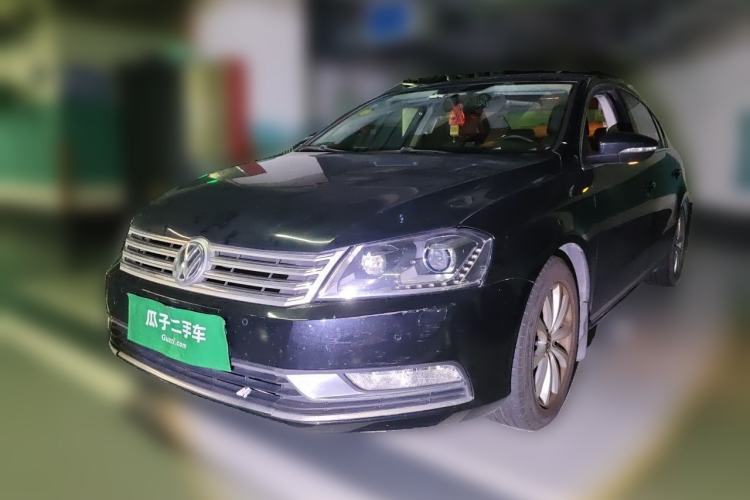 Used Volkswagen Magotan 2015 Facelift 1.8TSI Luxury Model Guazi used car, China used car export, Used car for sale, Used  cars, Cheapest cars for sale