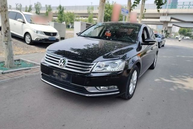 Ojetý Volkswagen Magotan 2015 Facelift 1.8TSI Luxury Model