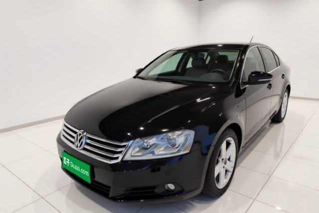 Ojetý Volkswagen Magotan 2015 Revised Version 2.0 TSI Prestige Edition
