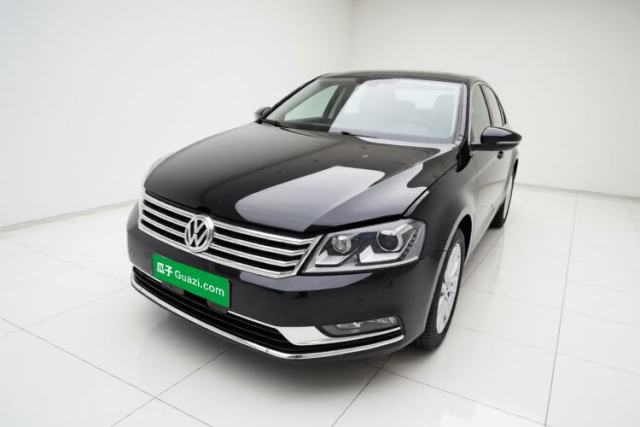 Ojetý Volkswagen Magotan 2015 2.0 TSI Prestige Model