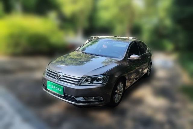 Ojetý Volkswagen Magotan 2015 1.8TSI Luxury Model