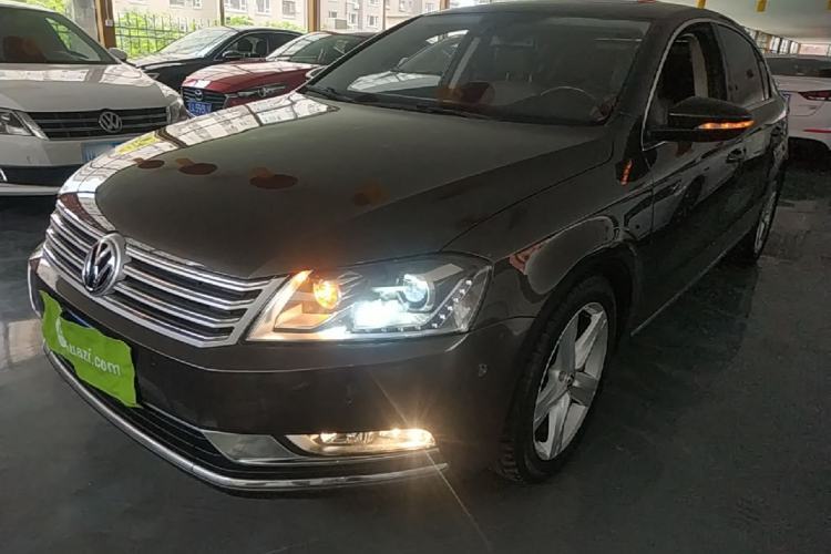 Used Volkswagen Magotan 2015 2.0 TSI Prestige Model Guazi used car, China used car export, Used car for sale, Used  cars, Cheapest cars for sale