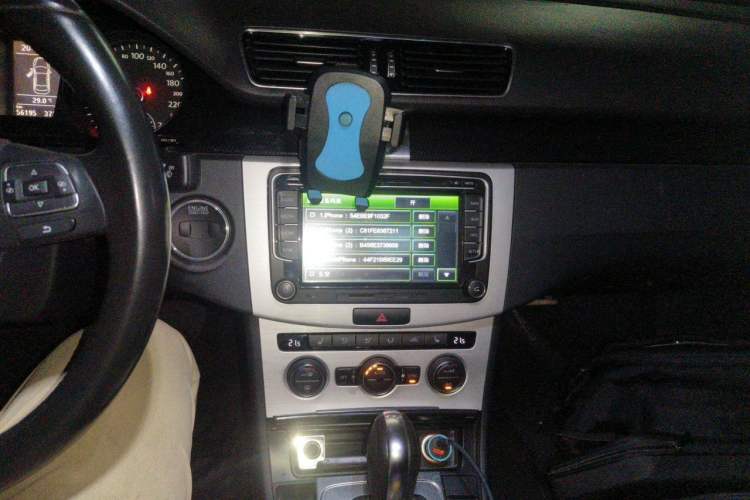 Used Volkswagen Magotan 2015 Facelift 1.8TSI Luxury Model Audio And AC Panel